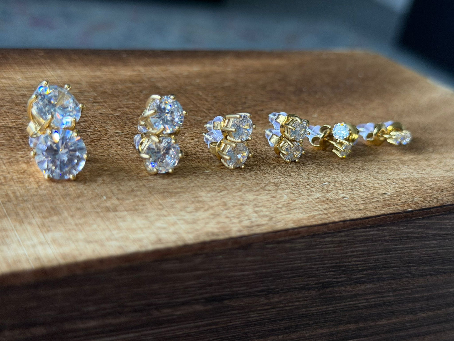 Studs Earrings