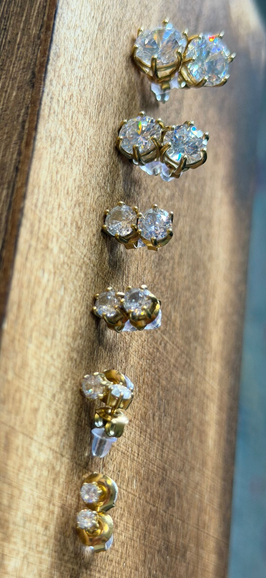 Studs Earrings
